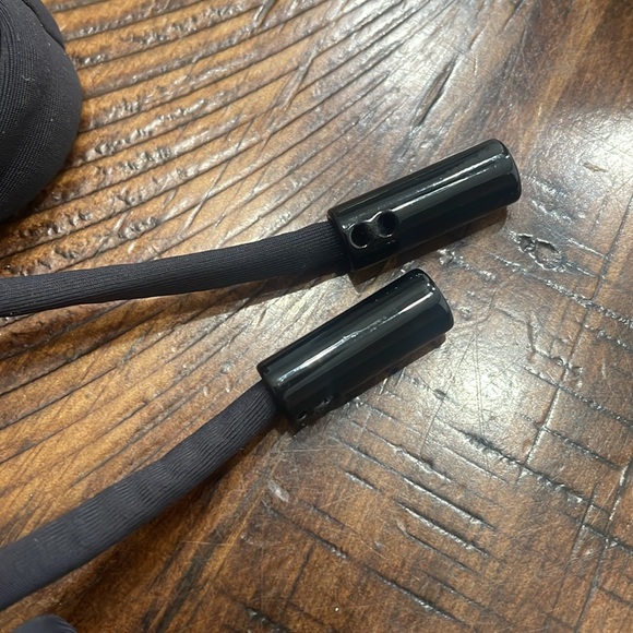 GOOD AMERICAN Waist Framer One Piece Swimsuit - Picture 10 of 11